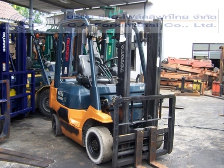 ขายรถ โฟล์คลิฟท์ TOYOTA รุ่น 7-FD15