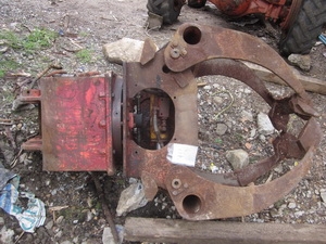 ขาย - ตัวหนีบ หัวหนีบ สำหรับรถขุด รถแบคโฮ มือสองญี่ปุุ่น พร้อมสวย พร้อมใช้ครับ