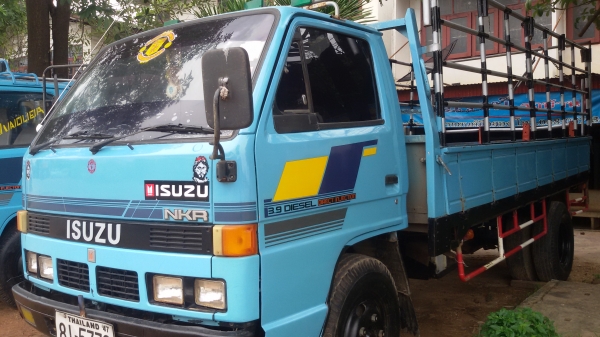 (ร้านรุ่งโรจน์082-1057078))(รับรถวันจันทร์-อังคาร) ราคา318000)*อ่านรายละเอียนด้านใน*เครื่องแน่นๆ(ไม่มีไอ)แชสซีสวยๆทั้งเส้น ช่วงล่างดี สภาพพร้อมใช้งานได้เลย เจ้าของเดิ