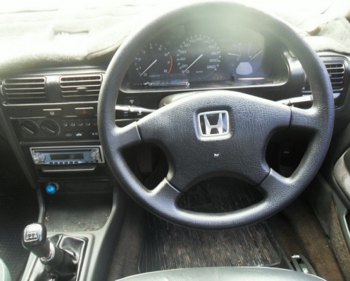 Accord ตาเพชร 2.0 ปี 90 เกียร์กระปุก จกไฟฟ้า ภายในสวย แอร์เย็น สีสวย ล้อแม็ก ช่วงล่างดี ขายตามสภาพ สนใจโทรคุยกันครับ