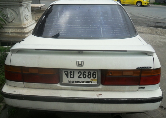Accord ตาเพชร 2.0 ปี 90 เกียร์กระปุก จกไฟฟ้า ภายในสวย แอร์เย็น สีสวย ล้อแม็ก ช่วงล่างดี ขายตามสภาพ สนใจโทรคุยกันครับ