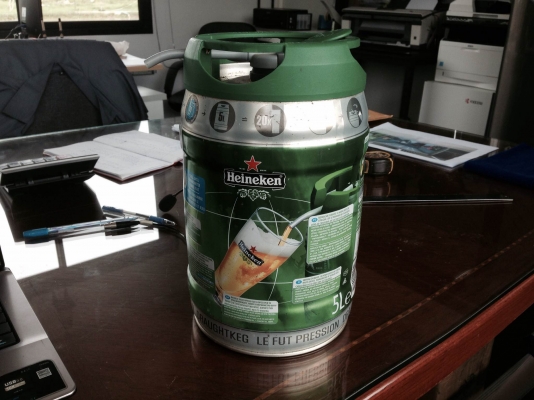 ถัง เบียร์สด Heineken ราคา 250 บาท ถัง เบียร์สด Heineken ราคา 250 บาท