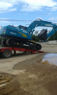 รถขุด SUNWARD เร็ว แรงดี ประหยัดน้ำมัน สนใจติดต่อ คุณวิภาดา 081-319-4528