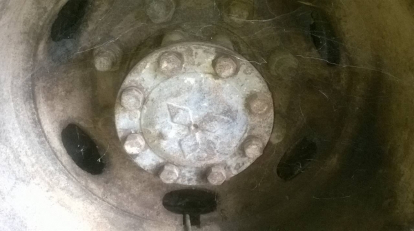 ขาย 10 ล้อหัวยาว 2 เพลาใหญ่ช่วงล่าง FUSO เครื่อง 6BF1 185 แรงม้า คัสซีสวย สโลว์เกียร์กลาง ทะเบียนเต็มพร้อมโอน ราคาต่อรองได้