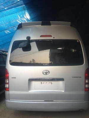 ขายรถตู้ Toyota Commuter ปี52 เครื่องดีเซล 2,500cc (ไม่ใช่รุ่น VIP)