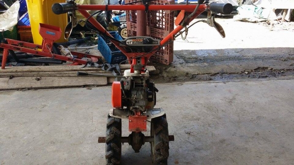 รถไถเดินตาม KUBOTA 6.5 แรง เก่าญี่ปุ่น สภาพพร้อมใช้งาน เครื่องยนต์แรงและติดง่าย คุณภาพดี รถไถเดินตาม KUBOTA 6.5 แรง เก่าญี่ปุ่น สภาพพร้อมใช้งาน เครื่องยนต์แรงและติดง่าย คุณภาพดี