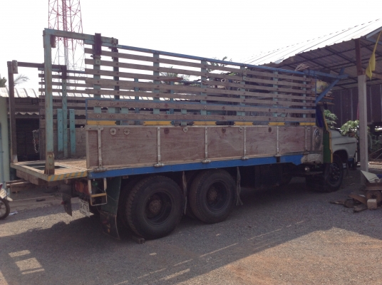 ขาย 10 ล้อหัวยาว 2 เพลาใหญ่ช่วงล่าง HINO F18 เครื่อง 6BG1 175 แรงม้า คัสซีสวย สโลว์กลาง ยางเต็ม ทะเบียนเต็มพร้อมโอนครับ