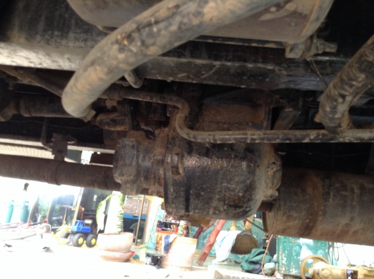 ขาย 10 ล้อหัวยาว 2 เพลาใหญ่ช่วงล่าง HINO F18 เครื่อง 6BG1 175 แรงม้า คัสซีสวย สโลว์กลาง ยางเต็ม ทะเบียนเต็มพร้อมโอนครับ