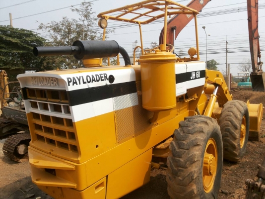 ขายรถตัก KOMATSU JH 60 สภาพพร้อมใช้ เครื่องดี ปั้มดีเกียร์ทอคร์แลงดี ระบบยก-ตัก แรงดี พวงมาลัยเบา