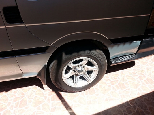 ขายรตู้ ปี 2003 TOYOTA HIACE 3.0 ปรับราคา!!!!