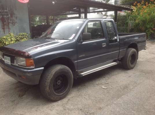 Isuzu 2.5 90hp ตามสภาพเอกสารพร้อมโอน