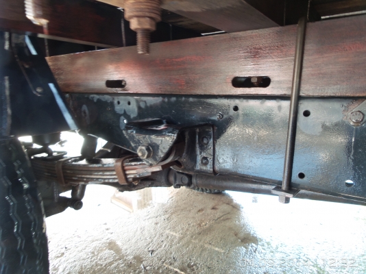 ขายรถอีซูซุสี่ล้อกลาง