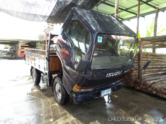 ขายรถอีซูซุสี่ล้อกลาง