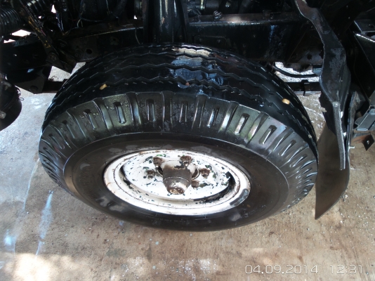 ขายรถอีซูซุสี่ล้อกลาง