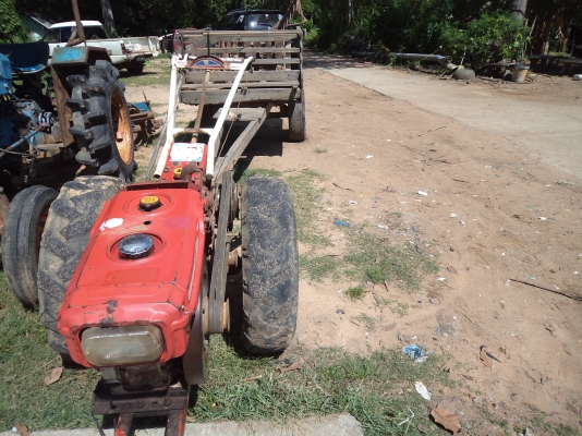 ขาย((35000บาท))รถไถนาเดินตาม11แรง อุปกรครบชุด พร้อมใช้