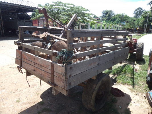 ขาย((35000บาท))รถไถนาเดินตาม11แรง อุปกรครบชุด พร้อมใช้