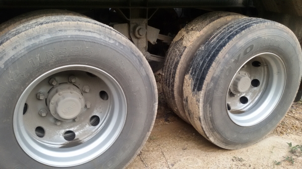 ISUZU DECA FXZ  รับเงินมัดจำมาแล้วคะ กลางอากาศ 100,000 บาท