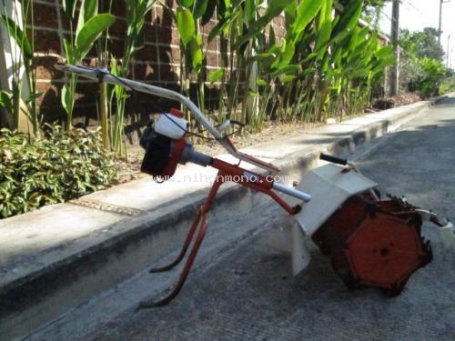 เครื่องกำจัดวัชพืชในร่องข้าว !!!  MARUYAMA     MA3    รหัสสินค้า : 14001596   หรือเพิ่มเติมไดที่ www.nihonmono.com