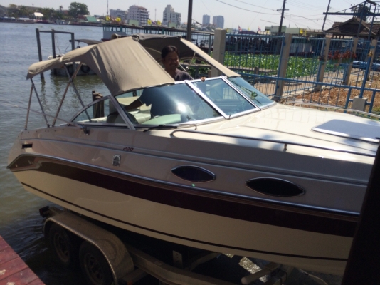 ขายเรือสำราญ Celebrity c220 cuddy cabin ขายเรือสำราญ Celebrity c220 cuddy cabin