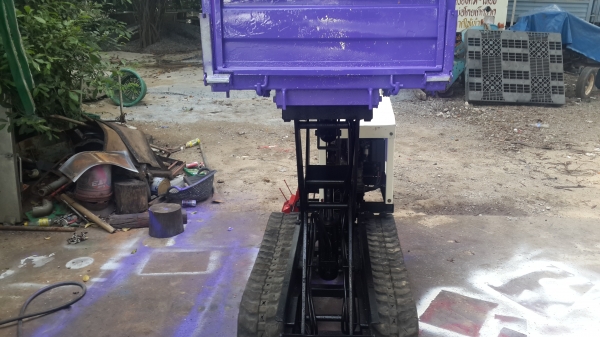 รถบรรทุกการเกษตรและก่อสร้าง