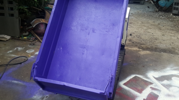 รถบรรทุกการเกษตรและก่อสร้าง