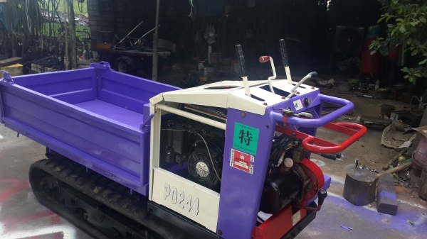 รถบรรทุกการเกษตรและก่อสร้าง