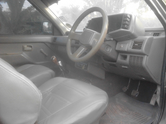 ขายโฟลวิล isuzu 4 ประตู คานแข็ง