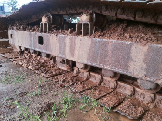 HITASHI EX200-1 โซ่หนารอลเลอร์ไม่มีแตก เอกสารแจ้งจำหน่าย HITASHI EX200-1 โซ่หนารอลเลอร์ไม่มีแตก เอกสารแจ้งจำหน่าย