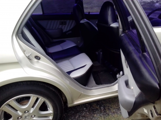 อยู่อยุธยา โซลูน่า  สวยๆสีบางๆแอร์เย็น พ.เพาเวอร์แก๊สLPG ภายในสวยภาษี58