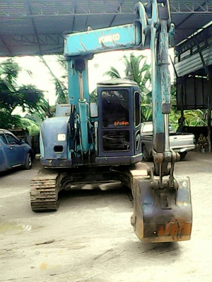 KOBELCO SK75-3ช่วงล่างดีสภาพดี ไฟฟ้าครึ่งหนึ่ง มีใบมีดหน้าพับแขนซ้ายขวาได้ KOBELCO SK75-3ช่วงล่างดีสภาพดี ไฟฟ้าครึ่งหนึ่ง มีใบมีดหน้าพับแขนซ้ายขวาได้