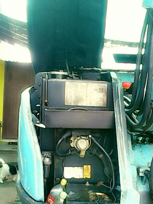 KOBELCO SK75-3ช่วงล่างดีสภาพดี ไฟฟ้าครึ่งหนึ่ง มีใบมีดหน้าพับแขนซ้ายขวาได้ KOBELCO SK75-3ช่วงล่างดีสภาพดี ไฟฟ้าครึ่งหนึ่ง มีใบมีดหน้าพับแขนซ้ายขวาได้