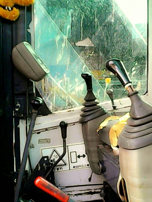 KOBELCO SK75-3ช่วงล่างดีสภาพดี ไฟฟ้าครึ่งหนึ่ง มีใบมีดหน้าพับแขนซ้ายขวาได้ KOBELCO SK75-3ช่วงล่างดีสภาพดี ไฟฟ้าครึ่งหนึ่ง มีใบมีดหน้าพับแขนซ้ายขวาได้