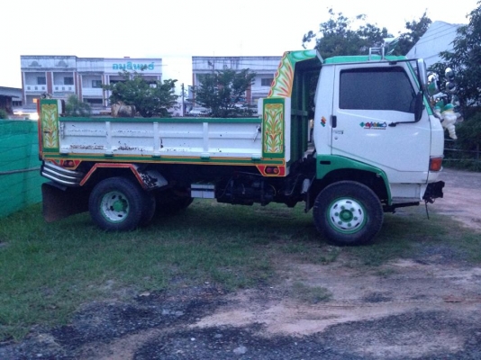ขายรถดั๊มพ์6ล้อ  Hino Fb 180แรงม้า