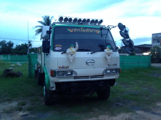 ขายรถดั๊มพ์6ล้อ  Hino Fb 180แรงม้า