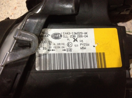 ไฟหน้าจากัวร์ X TYPE ของเก่าญี่ปุ่นสภาพสวย