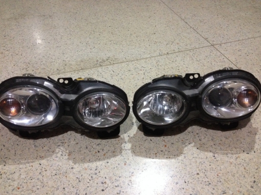 ไฟหน้าจากัวร์ X TYPE ของเก่าญี่ปุ่นสภาพสวย