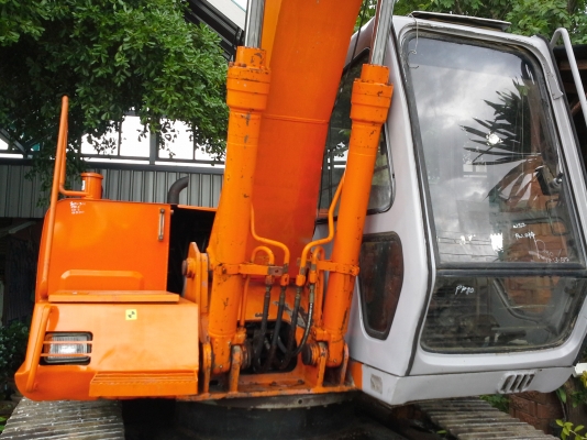 ขายรถแมคโฮ  HITACHI   EX 120-2  เลขตัวถัง  12 N-32857   เลขเครื่อง  =4BD1-995884   รถนำเข้าเก่านอก  เครื่องดี  ปั้มแรงทำงานไว  ไฟฟ้าเต็ม ปั้มนิ้วรถยังไม่เคยใช้งานในไทย  มีเอกสารแจ้งจำหน่ายพร้อง ขายราคาถูก  เจ้าของขายเองค่ะ