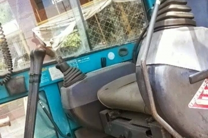 ขายรถขุด-ดัน KUBOTA k-030 รถเก่านอกสภาพเดิม น่าใช้งาน มีเอกสารแจ้งจำหน่าย