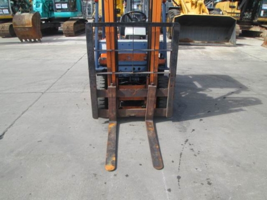 ขายรถ Fork Lift Toyota  5FGL15 เบนซิล ยังไม่ติดแก๊ซ เสาสูง3ม.