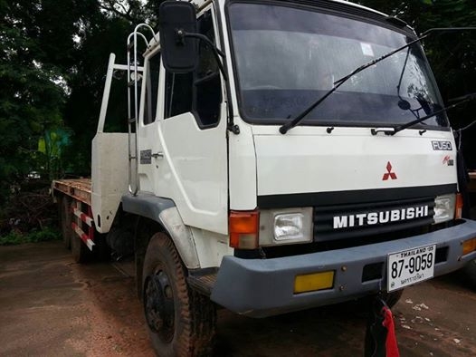 ขายเทรลเลอร์MITSUBISHI FN527M-A เครื่อง6D16 พ.เพาเวอร์ เบรกทิฟฟี่ 195แรง2เพลา สภาพสวยพร้อมใช้งาน เอกสารพร้อมโอน ราคา880,000 หางใหญ่ขึ้นPC200ได้สบาย สนใจโทร 090-8588220คุณนะ ID:narong498 หรือ www.truck.in.th/498