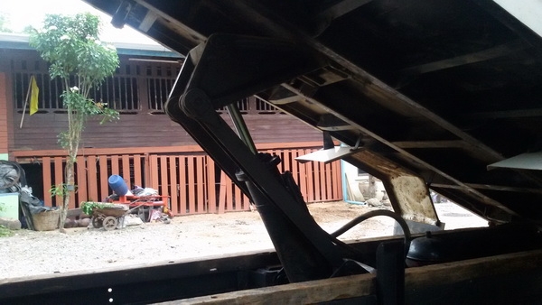 ขายรถ 6 ล้อดั้ม hino  6 คิว เครื่อง WO4D 117 แรง ช่วงล่างใหญ่สวยๆ