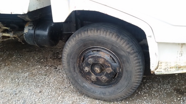 ขายรถ 6 ล้อดั้ม hino  6 คิว เครื่อง WO4D 117 แรง ช่วงล่างใหญ่สวยๆ