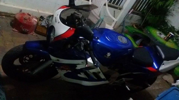 ขาย gsxr400 r5 ยังอยู่คับ โทรได้24ชม. 0890881634 ขาย gsxr400 r5 ยังอยู่คับ โทรได้24ชม. 0890881634