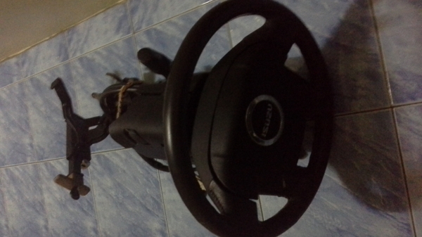 ขายวงพวงมาลัยทั้งชุดดีแมกช์ครับ