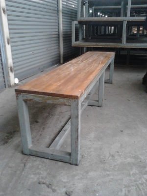 ขาย...เหมา สแตนด์หรือโต๊ะแล้วแต่จะเรียก