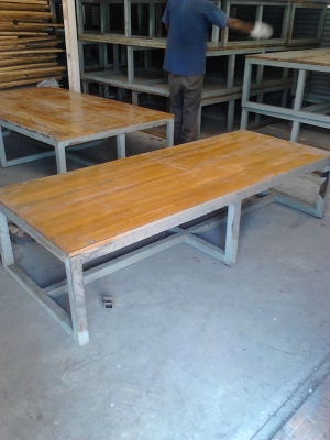 ขาย...เหมา สแตนด์หรือโต๊ะแล้วแต่จะเรียก