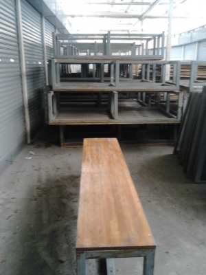 ขาย...เหมา สแตนด์หรือโต๊ะแล้วแต่จะเรียก