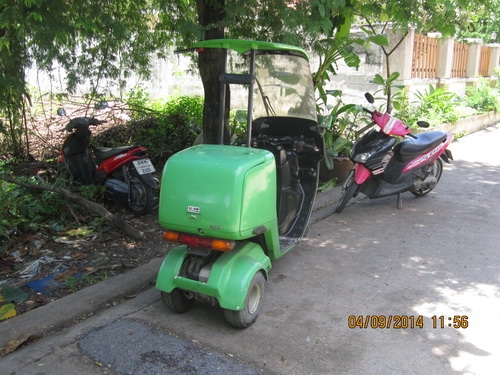 ขาย HONDA 3ล้อCANOPY ครับ สภาพของครบแต่รถจอดนานครับ