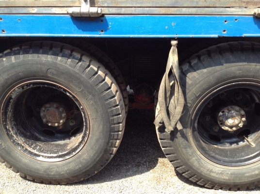 ขาย 10 ล้อหัวยาว 2 เพลาใหญ่ช่วงล่าง HINO F18 เครื่อง 6BG1 175 แรงม้า คัสซีสวย สโลว์กลาง ยางเต็ม ทะเบียนเต็มพร้อมโอนครับ ขาย 10 ล้อหัวยาว 2 เพลาใหญ่ช่วงล่าง HINO F18 เครื่อง 6BG1 175 แรงม้า คัสซีสวย สโลว์กลาง ยางเต็ม ทะเบียนเต็มพร้อมโอนครับ