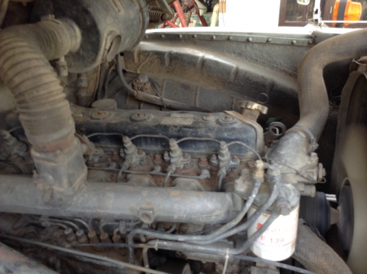 ขาย 10 ล้อหัวยาว 2 เพลาใหญ่ช่วงล่าง HINO F18 เครื่อง 6BG1 175 แรงม้า คัสซีสวย สโลว์กลาง ยางเต็ม ทะเบียนเต็มพร้อมโอนครับ ขาย 10 ล้อหัวยาว 2 เพลาใหญ่ช่วงล่าง HINO F18 เครื่อง 6BG1 175 แรงม้า คัสซีสวย สโลว์กลาง ยางเต็ม ทะเบียนเต็มพร้อมโอนครับ